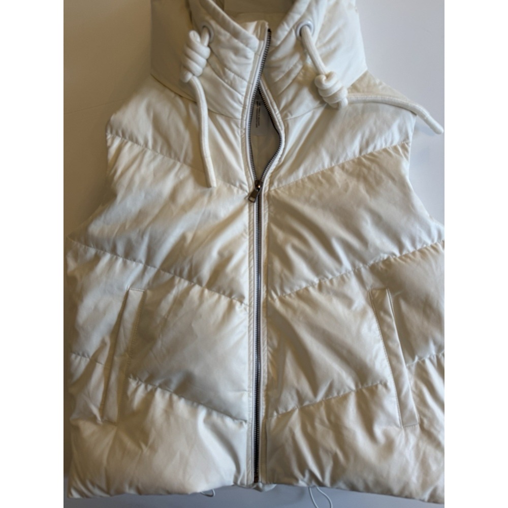 TCEC White Faux Leather Hooded Vest Chevron Quilted - Picture 8 of 14